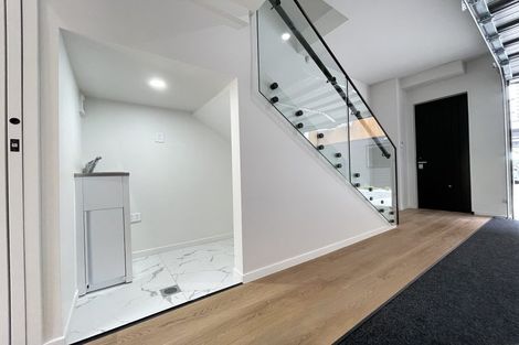 Photo of property in 6 William Roberts Road, Pakuranga, Auckland, 2010