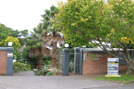 Photo of property in 212 Sandspit Road, Shelly Park, Auckland, 2014