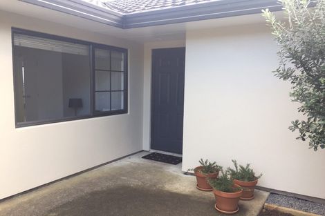Photo of property in 27 Opawa Crescent, Favona, Auckland, 2024