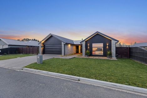 Photo of property in 39 Plover Avenue, Amberley, 7410