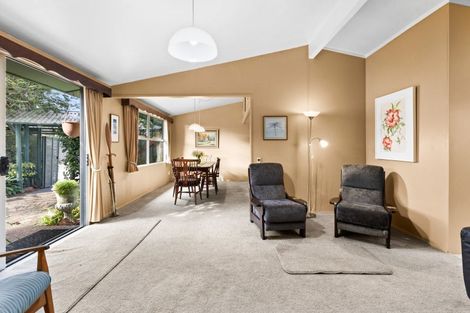 Photo of property in 12 Saint Hill Lane, Havelock North, 4130