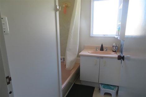 Photo of property in 8f1- Tulsa Grove, Totara Park, Upper Hutt, 5018