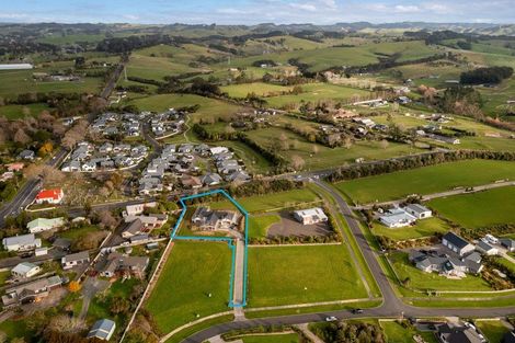 Photo of property in 25 Awatiro Drive, Kaukapakapa, 0871