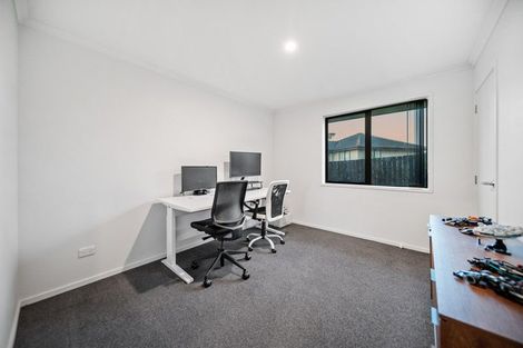 Photo of property in 5a Pukaki Road, Mangere, Auckland, 2022