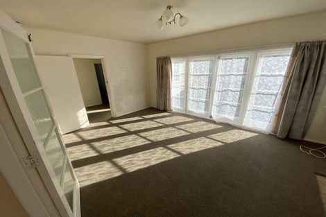 Photo of property in 158f1 Newlands Road, Newlands, Wellington, 6037