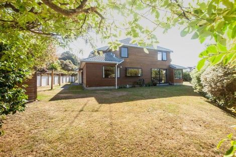 Photo of property in 181 Westchester Drive, Churton Park, Wellington, 6037