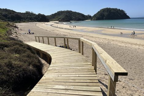 Photo of property in 38 Morrison Road, Matapouri, Whangarei, 0173
