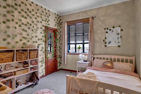 Photo of property in 70 Victoria Street, Hawera, 4610