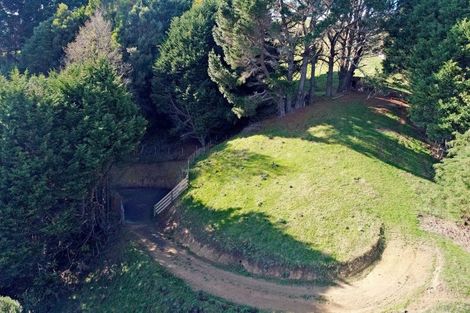 Photo of property in 450 Ohariu Valley Road, Ohariu, Wellington, 6037