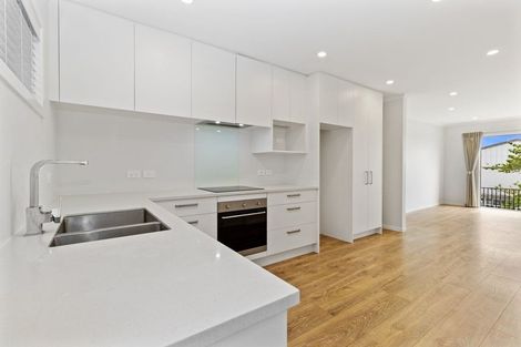 Photo of property in 14/19u Ruakiwi Road, Hamilton Lake, Hamilton, 3204
