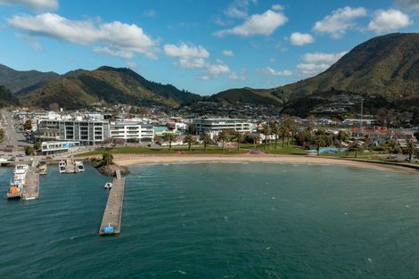 Photo of property in Oxleys Rock Apartments, 205/6 London Quay, Picton, 7220