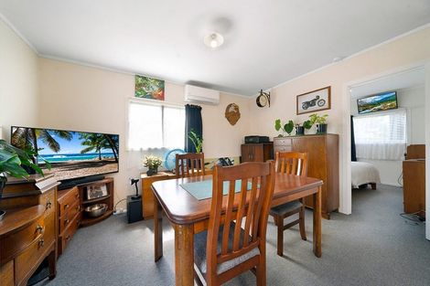 Photo of property in 1/8 Devon Street, Te Atatu South, Auckland, 0610