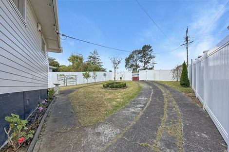 Photo of property in 41 Chorley Avenue, Massey, Auckland, 0614
