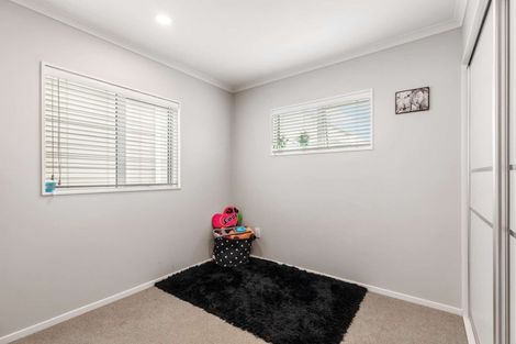 Photo of property in 51 Tribute Loop, Takanini, 2112