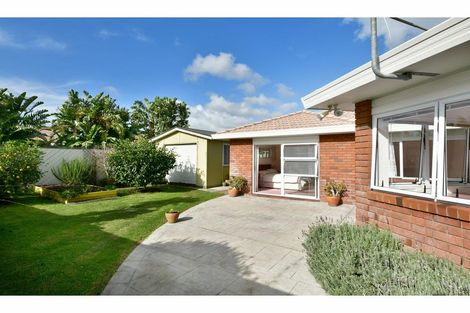 Photo of property in 3 Settlers Grove, Orewa, 0931