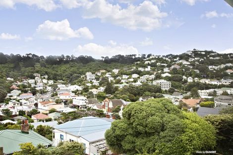 Photo of property in 6f8 Overtoun Terrace, Hataitai, Wellington, 6021