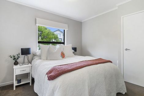 Photo of property in 15 Quebec Road, Milford, Auckland, 0620