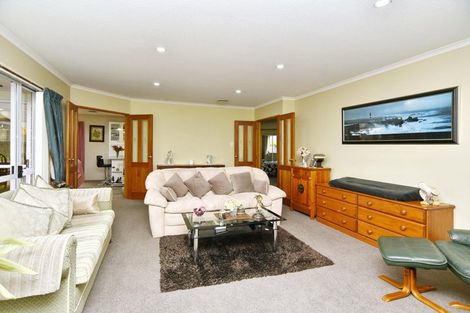 Photo of property in 66 Dunedin Street, Redwood, Christchurch, 8051