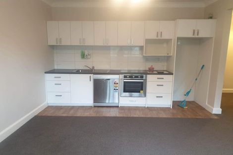 Photo of property in 98 Overtoun Terrace, Hataitai, Wellington, 6021