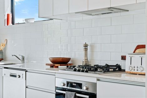 Photo of property in 39 Red Cottage Drive, Lake Hayes, Queenstown, 9304