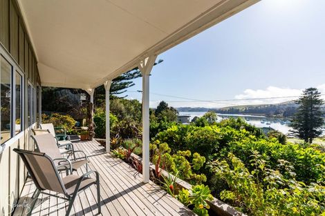 Photo of property in 12 Cliff Street, Pahi, Paparoa, 0571