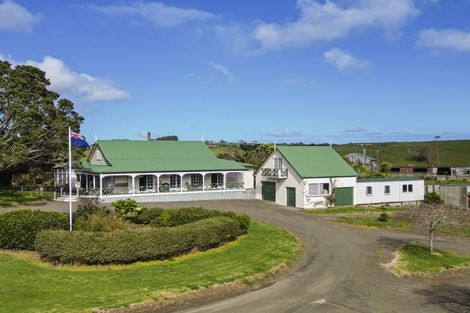 Photo of property in 76 Muriwai Road, Muriwai, 0881
