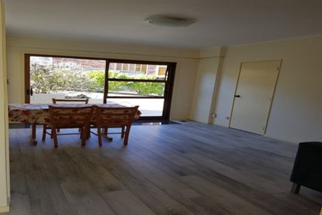 Photo of property in 1/7 Northwick Place, Hillcrest, Auckland, 0627