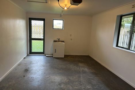 Photo of property in 15a Edinburgh Street, Tuakau, 2121