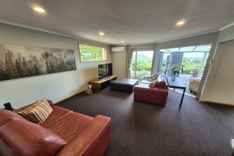 Photo of property in 7 Rosthwaite Place, Westmorland, Christchurch, 8025