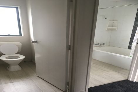 Photo of property in 39 Killington Crescent, Mangere, Auckland, 2022