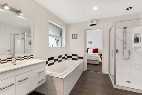 Photo of property in 2 Barratt Street, Blenheim, 7201