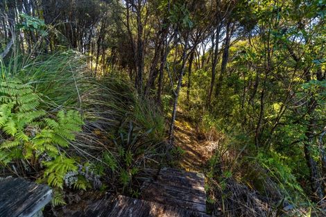 Photo of property in 180 Tokongawa Drive, Kaiteriteri, Motueka, 7197