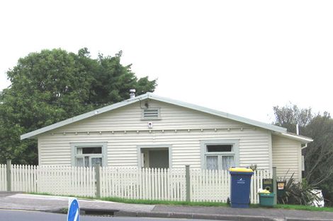 Photo of property in 2/185 Royal Road, Massey, Auckland, 0614