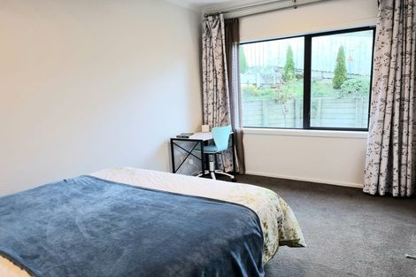 Photo of property in 11 Bickerton Rise, Churton Park, Wellington, 6037