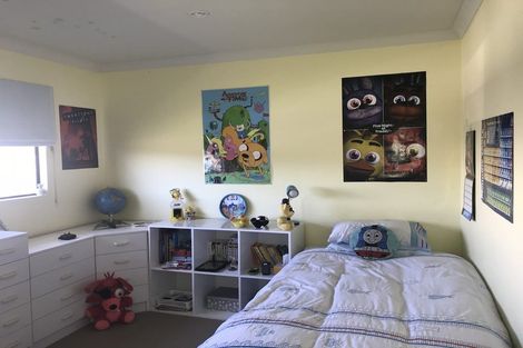 Photo of property in 12 The Masthead, Whitby, Porirua, 5024