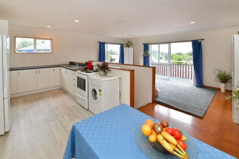 Photo of property in 14a Jean Place, Stanmore Bay, Whangaparaoa, 0932