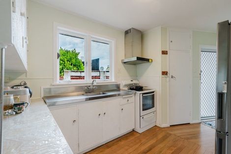 Photo of property in 23 Springfield Crescent, Enderley, Hamilton, 3214
