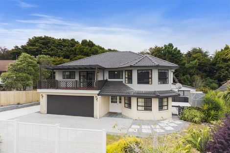 Photo of property in 39 Kuripaka Crescent, The Gardens, Auckland, 2105
