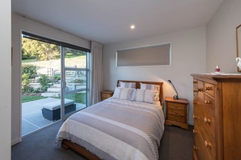 Photo of property in 16 Edgewood Place, Wanaka, 9305