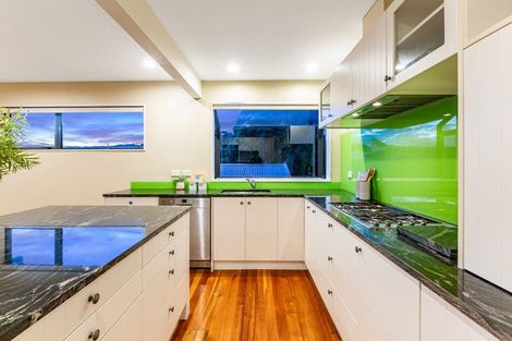 Photo of property in 24 Sunset Parade, Plimmerton, Porirua, 5026