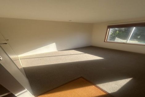 Photo of property in 16 Bale Place, Havelock North, 4130