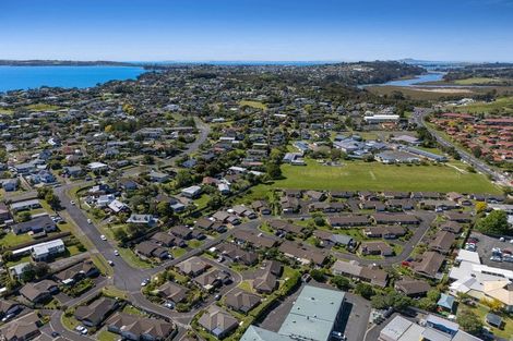 Photo of property in 6 The Boulevard, Red Beach, 0932