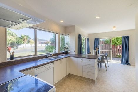 Photo of property in 3 Beachwater Grove, Paraparaumu Beach, Paraparaumu, 5032