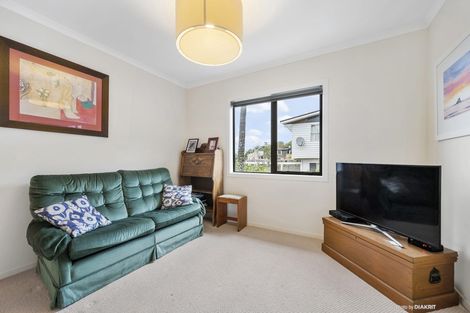 Photo of property in 33a Woodland Road, Johnsonville, Wellington, 6037
