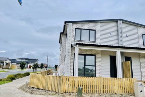 Photo of property in 30 Auranga Drive, Karaka, 2113