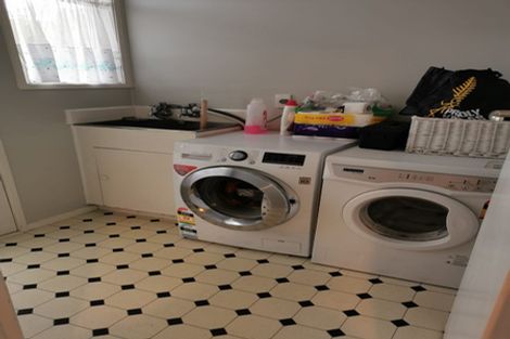 Photo of property in 4 Tree View Avenue, Glenfield, Auckland, 0629