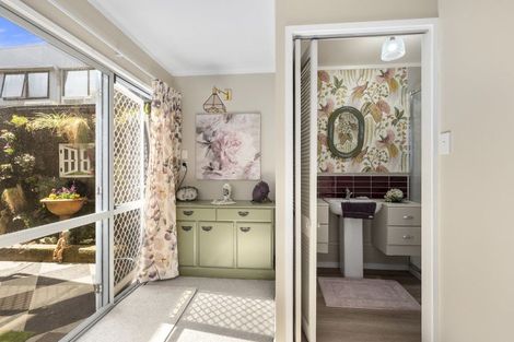 Photo of property in 1120unit Whakaue Street, Rotorua, 3010