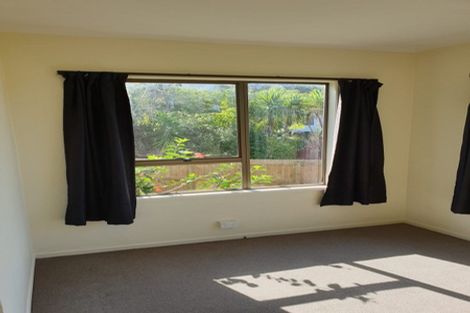 Photo of property in 38 Tree View Avenue, Glenfield, Auckland, 0629