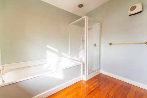 Photo of property in 46 Trafalgar Street, Maori Hill, Timaru, 7910