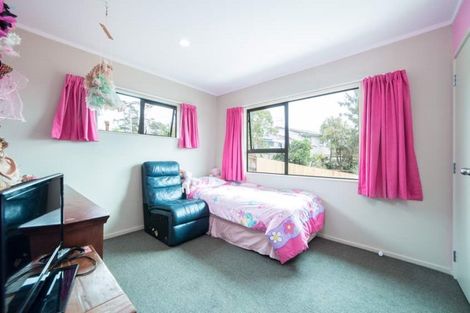 Photo of property in 34f Forest Hill Road, Henderson, Auckland, 0612